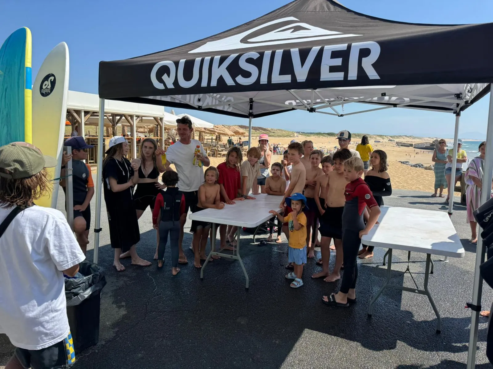 Groupe de compétiteurs du Santocha Surf Club