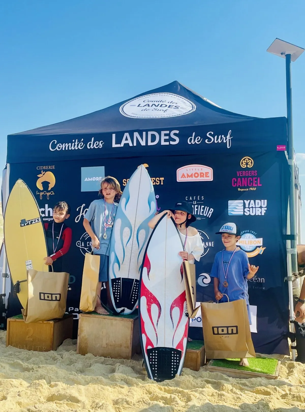 Podium Loupiots U8 au ION Pitchoun Tour 2 - Arsene Fontan champion des Landes 2026, Soan Parise 2eme, Pablo Paugam 4eme